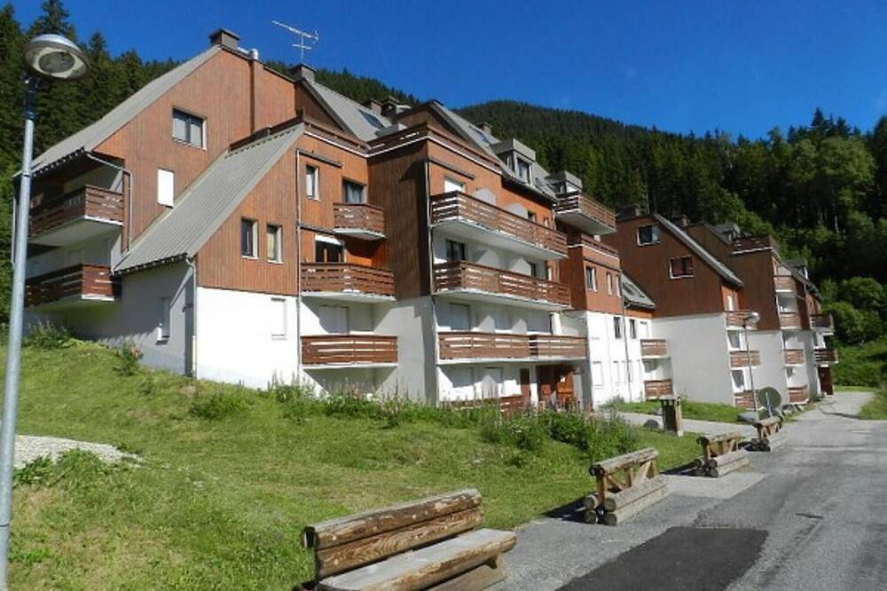 Ganze Wohnung, 16m² Studio direkt an der Piste, Le Pleynet in La Ferrière, Le Pleynet