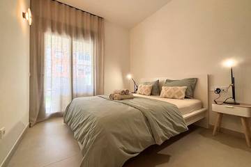 Apartment for 4 People in El Paraiso Torrevieja, Torrevieja, Photo 1