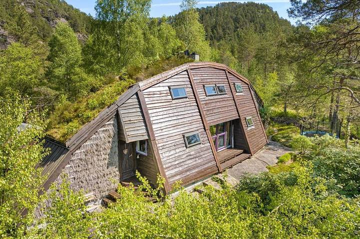 Ferienhaus für 9 Personen, mit Terrasse und Garten in Masfjorden
