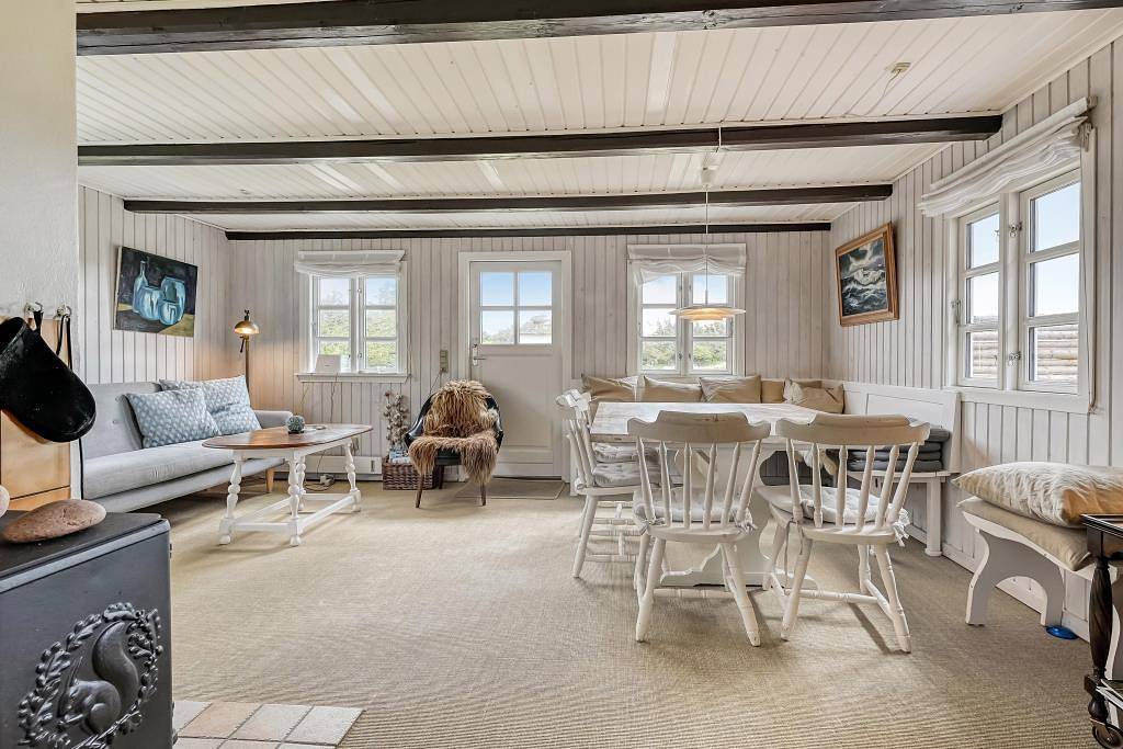 Charmantes, kleines Ferienhaus in Vedersø Klit - Nur 300 m vom Nordseestrand in Tim, Ulfborg