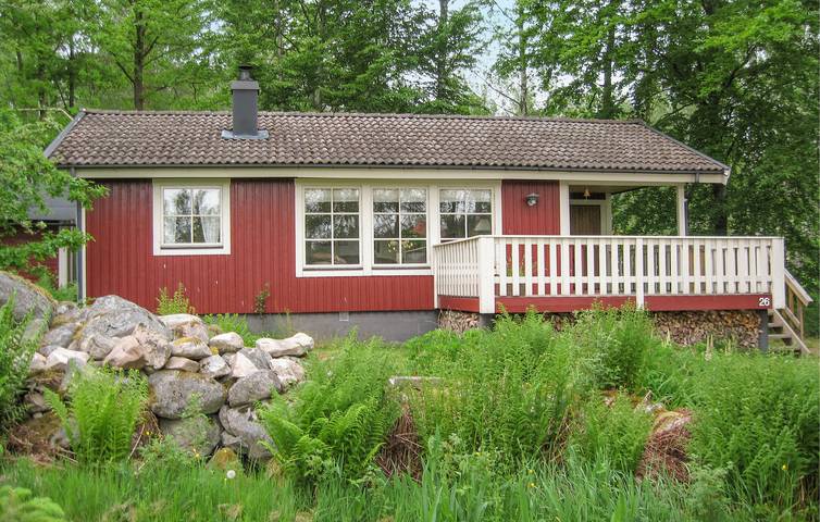 Ferienhaus für 6 Personen, mit Terrasse und Garten sowie Seeblick in Hallabro - 2
