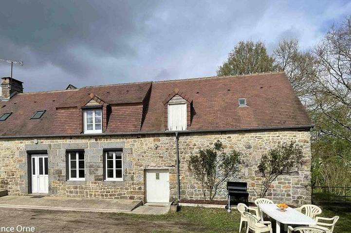 Gîte pour 6 personnes, avec Terrasse à La Haute-Chapelle