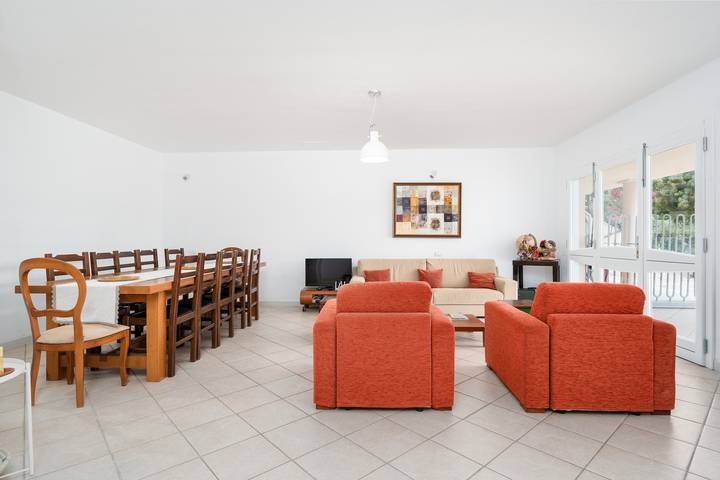 Gîte pour 6 personnes, avec jardin dans Orosei - 2