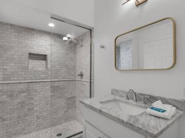 Vacation House for 20 Guests in Destin, Emerald Coast, Picture 4