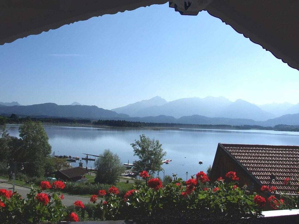 Keller - Schlossblick in Hopfen am See, Bayerisch Schwaben