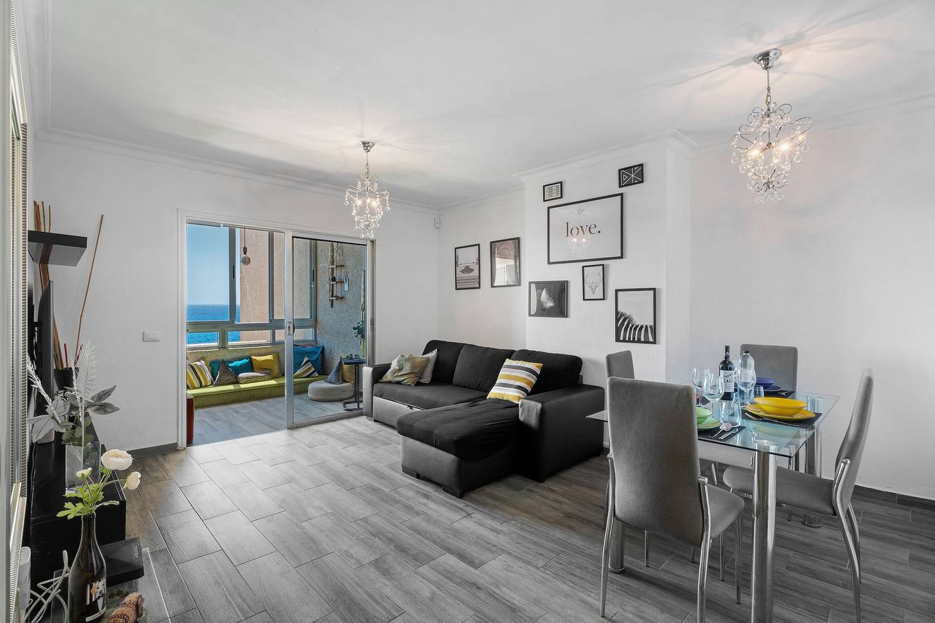 Entire apartment, Vacation Apartment 'Jardines Del Mar Ocean View' with Sea View, Shared Pool and Wi-Fi in Tabaiba, El Rosario