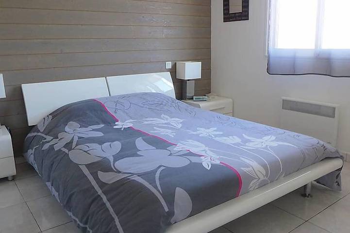 Location de vacances pour 6 personnes, avec terrasse à Tosse - 2