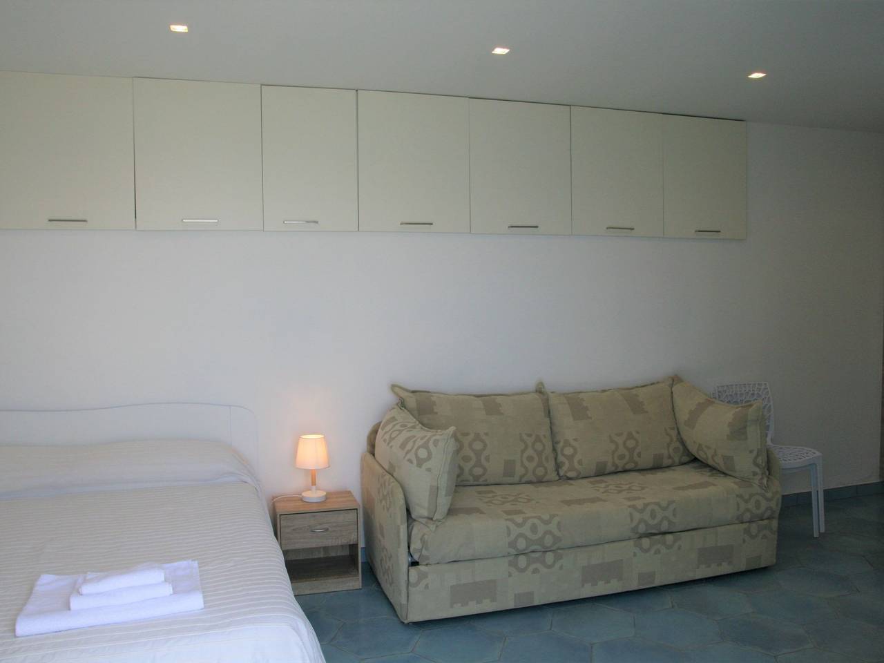 Entire apartment, Wohnung 'Laura' mit Blick aufs Wasser in Pizzo, Vibo Valentia Province