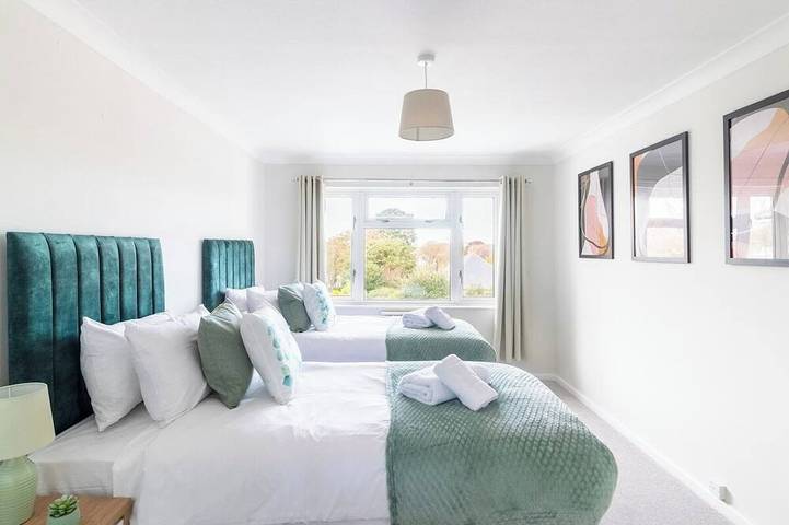 Ganze Wohnung, Wow! SeaView Beach Apartment Sleeps 6-Free Parking in Boscombe, Bournemouth