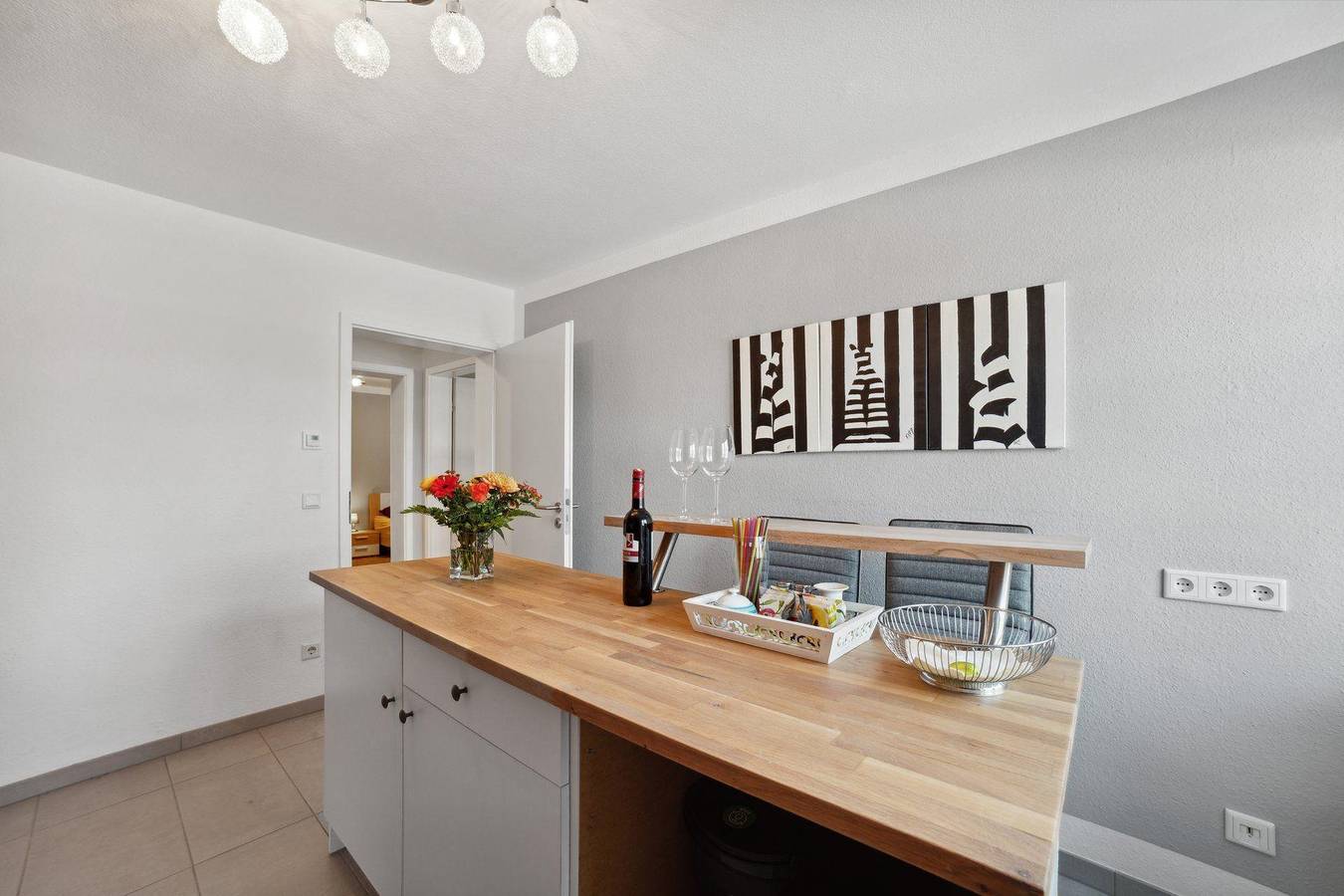 Appartement de vacances entier, Holiday flat with private entrance and Wlan in Wilhermsdorf, Romantische Straße