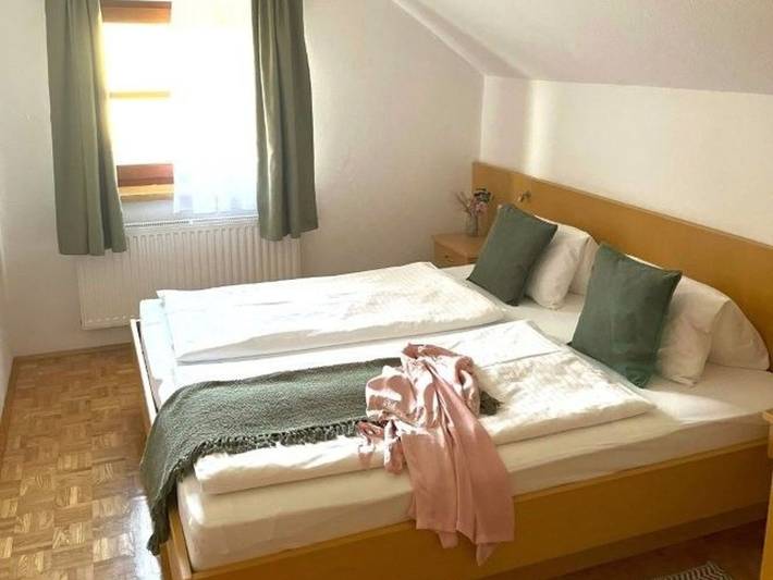 Ferienwohnung für 4 Personen, mit Balkon und Garten sowie Seeblick und Ausblick im Salzkammergut - 4