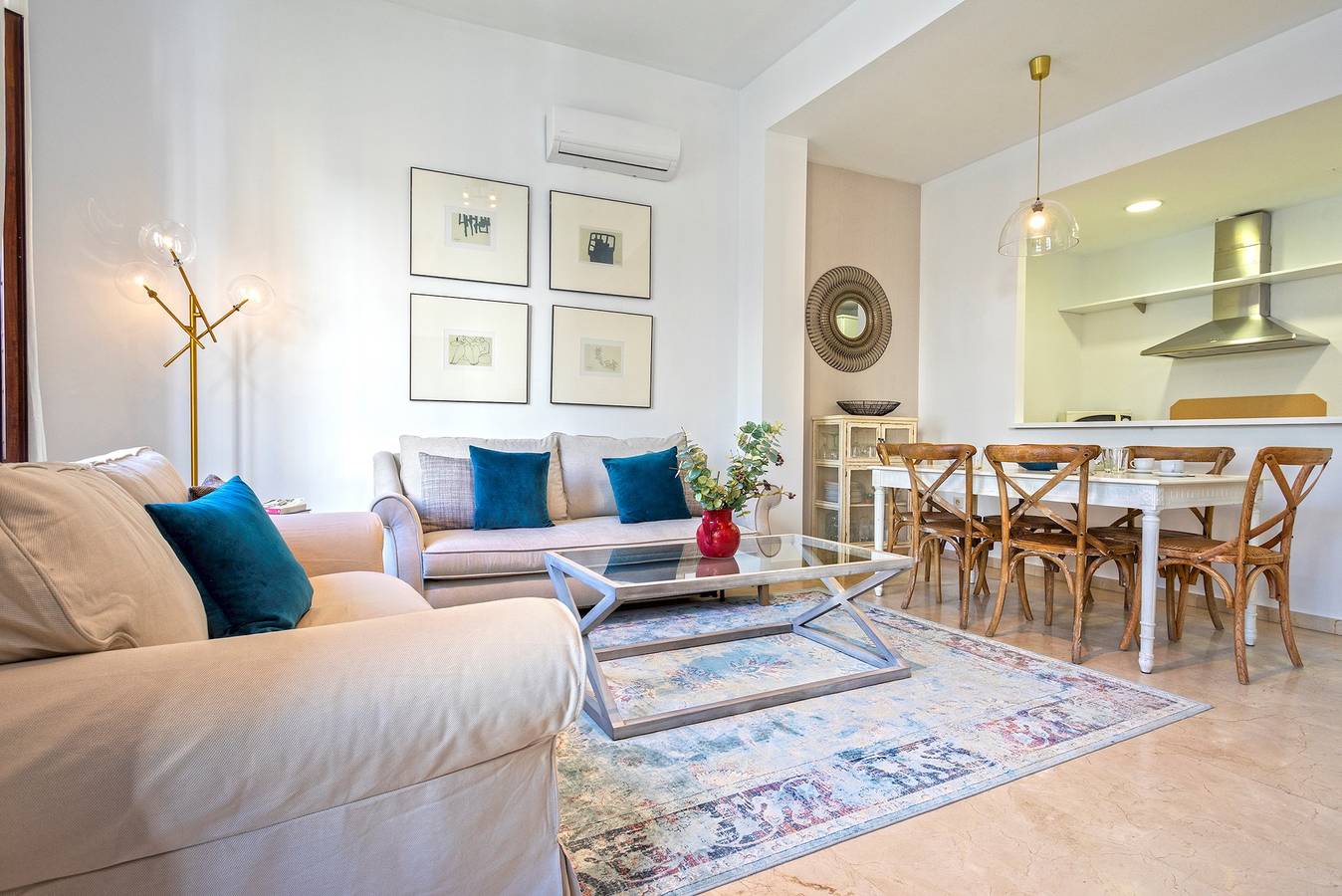 Appartement entier, Beautiful 2 bedrooms apartment with private terrace near the Cathedral. Arfe Terrace Ii in Casco Antiguo, Séville