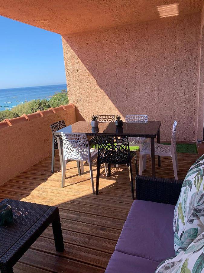 Appartement entier, Two-Bedroom Apartment in Ajaccio, Golfe D'Ajaccio
