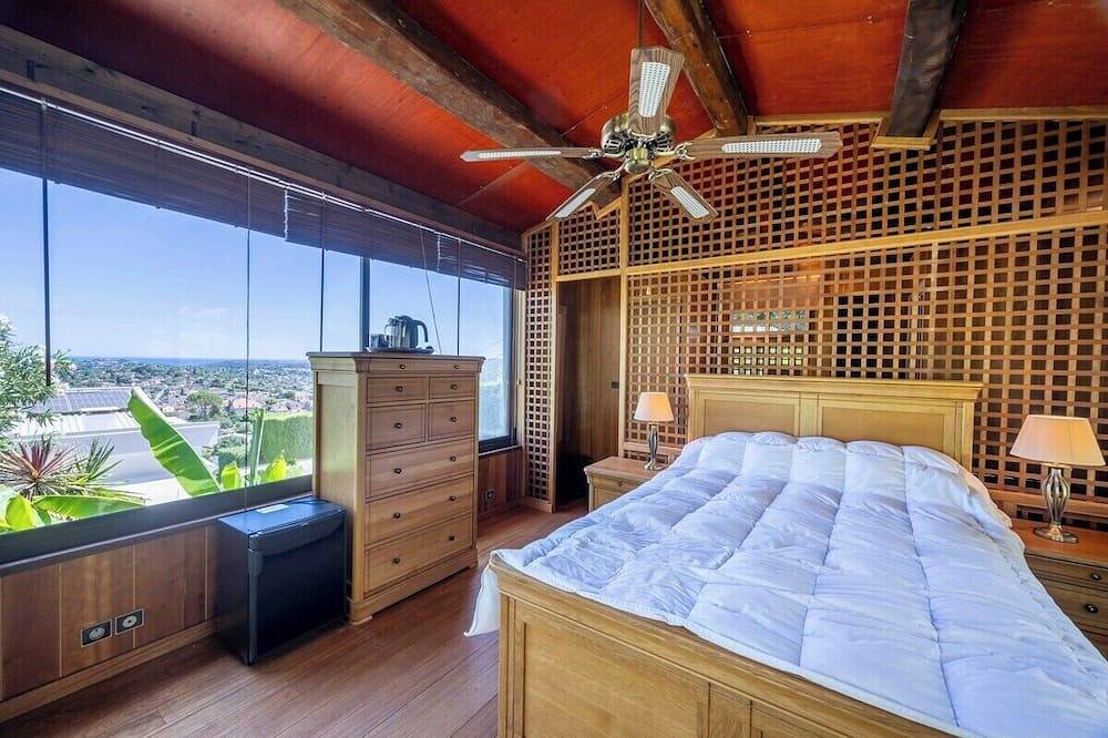 Villa Loupa - Calm and Harmony in La Colle-sur-Loup, Cannes region