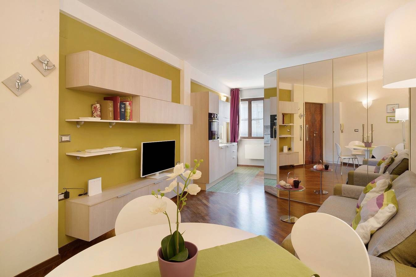 Apartamento entero, Apartamento "Central Apartment - Salerno" cerca del mar con Wi-Fi in Salerno, Costa tirrenica campania
