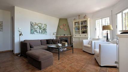 Chalet para 7 Personas en Sayalonga, Costa del Sol, Foto 2