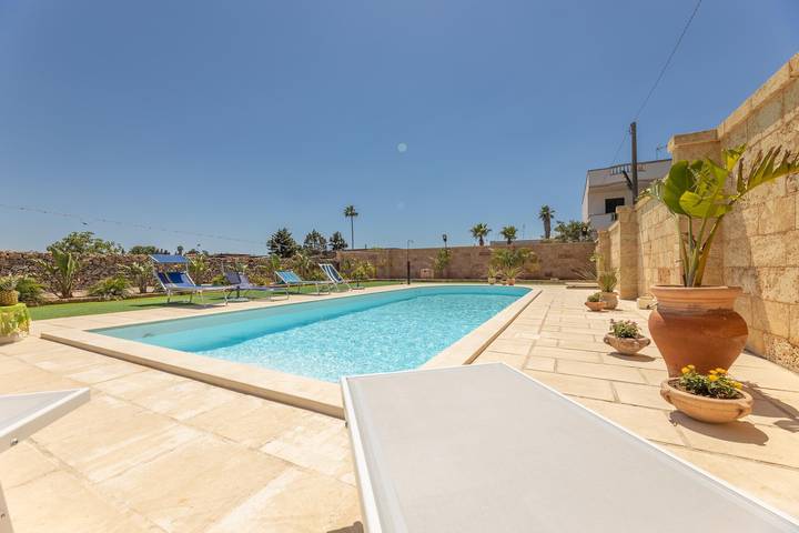 Villa per 4 persone, con piscina a Taviano