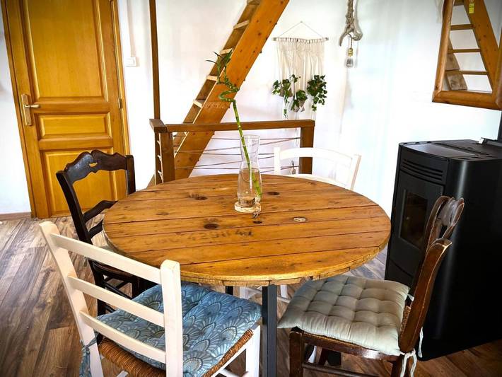 Gîte pour 4 personnes, avec jardin et vue à Eygliers - 2