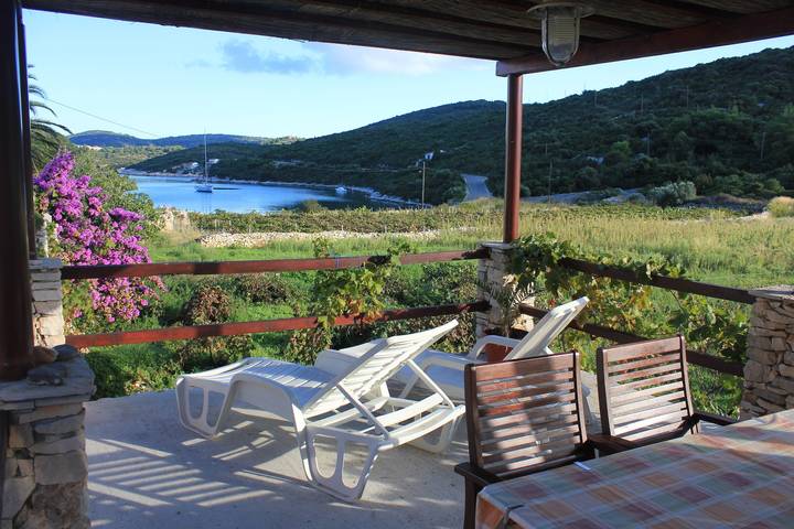 Feriehus for 2 personer, med Balkong / Terrasse i Vis Kroatia