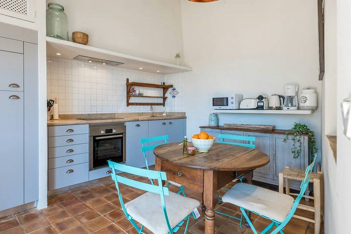Ein Steinhaus mit modernem Design im Tal von Sóller in Biniaraix, Sóller