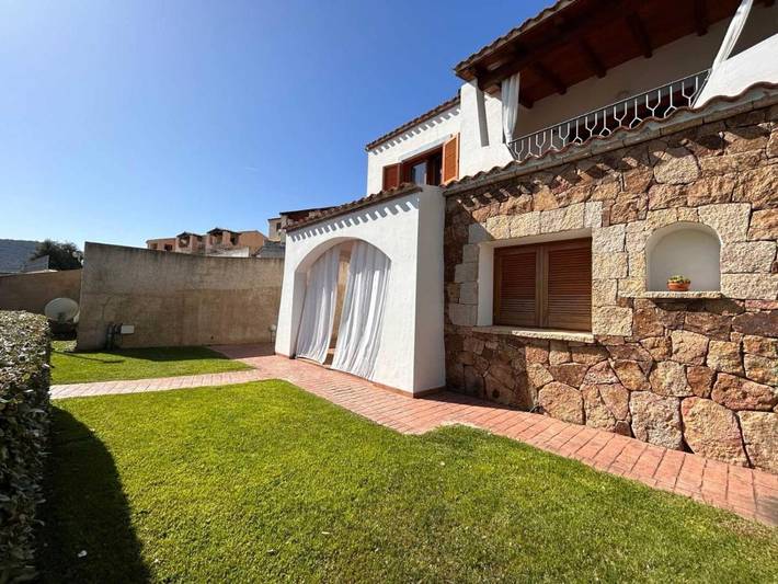 Casa vacanza per 6 persone, con giardino e panorama nonché piscina - 1