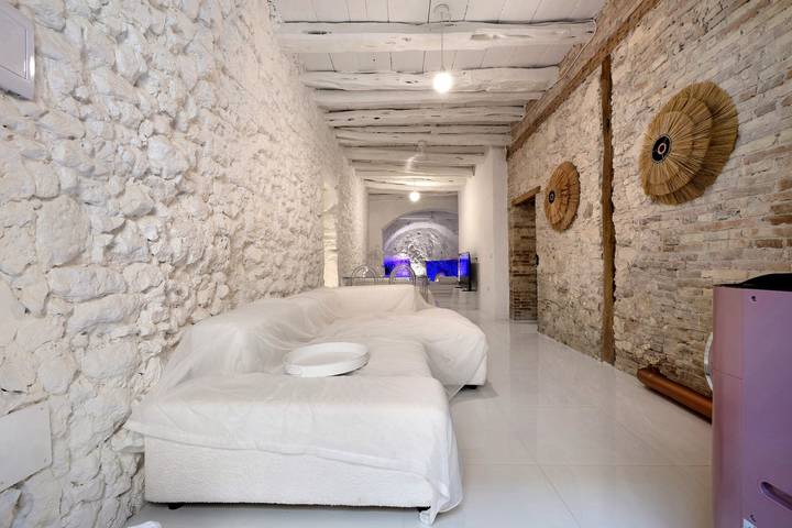 Hel lägenhet, Apartment 'Casa Grotta Fallen Angel Cave' with Air Conditioning and Wi-Fi in Stampace, Cagliari