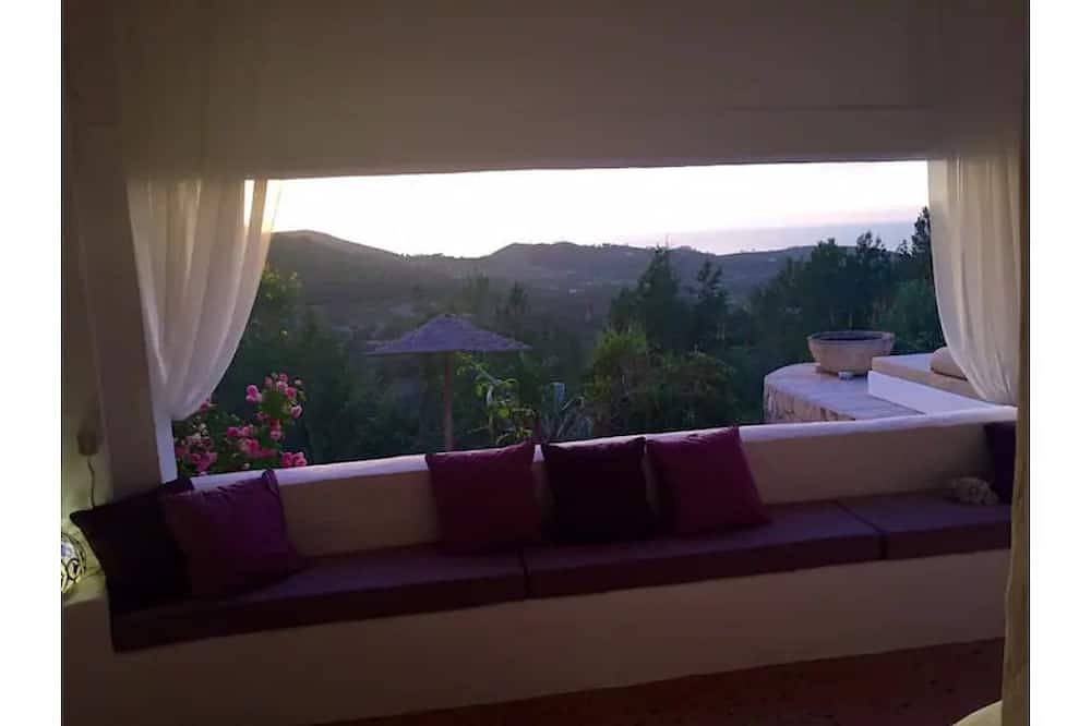 Look No Further! Gorgeous old finca with sea view! in Cala Xarraca, San Juan Bautista