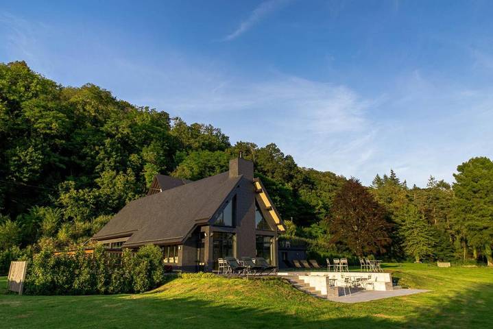 Chambre d’hôte pour 2 personnes, avec Balcon et Terrasse ainsi que Jardin et Vue