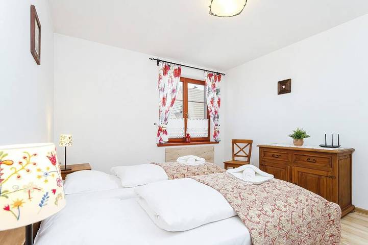 Cały apartament, Rodzinny Apartament z Kominkiem | Widok na Góry, Parking in Nowe Bystre, Karpaty (Polska)