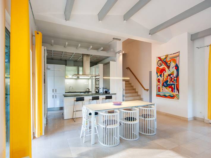 Location de vacances pour 10 personnes, avec jardin ainsi que piscine et terrasse, animaux acceptés à Seillans - 4