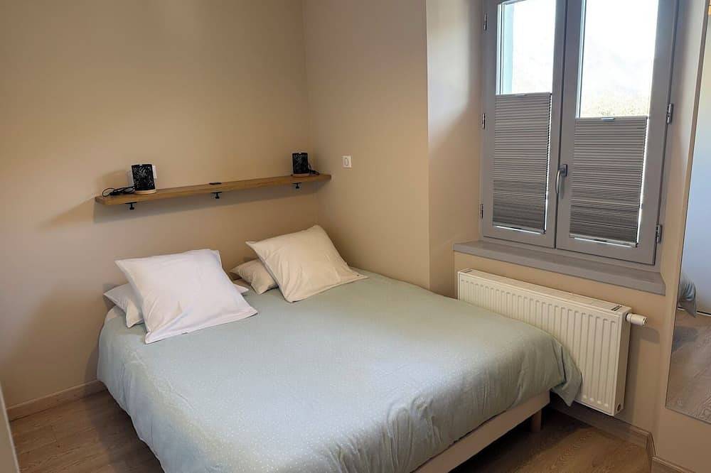 Between Lake and Mountains \"Le Solliet\" new in 2025, ideal for groups and families in Faverges, Parque natural regional del Macizo de Bauges
