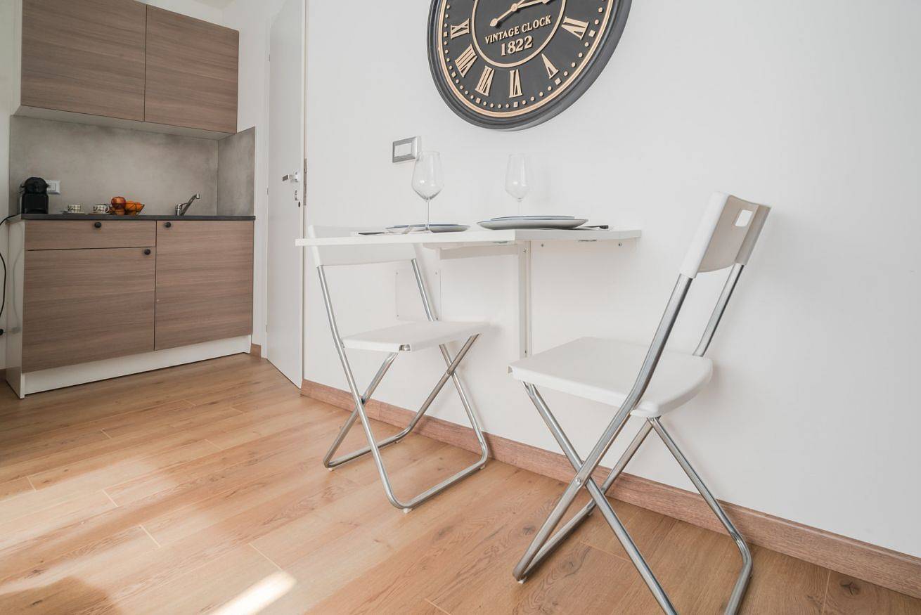 Apartamento inteiro, Cagliari Modern Studio near the Station! in Cagliari, Campidano