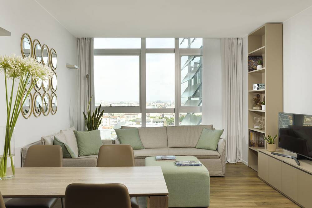 Ganze Wohnung, Superior two-room apartment with city view - Torre Galfa Milan | A Experiences in Mailand, Mailand Provinz