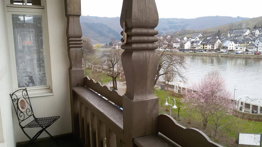 Ganze Ferienwohnung, 6-Bettwohnung mit Balkon im 2. Stock in Zell Stadt (Mosel), Zell (Mosel)