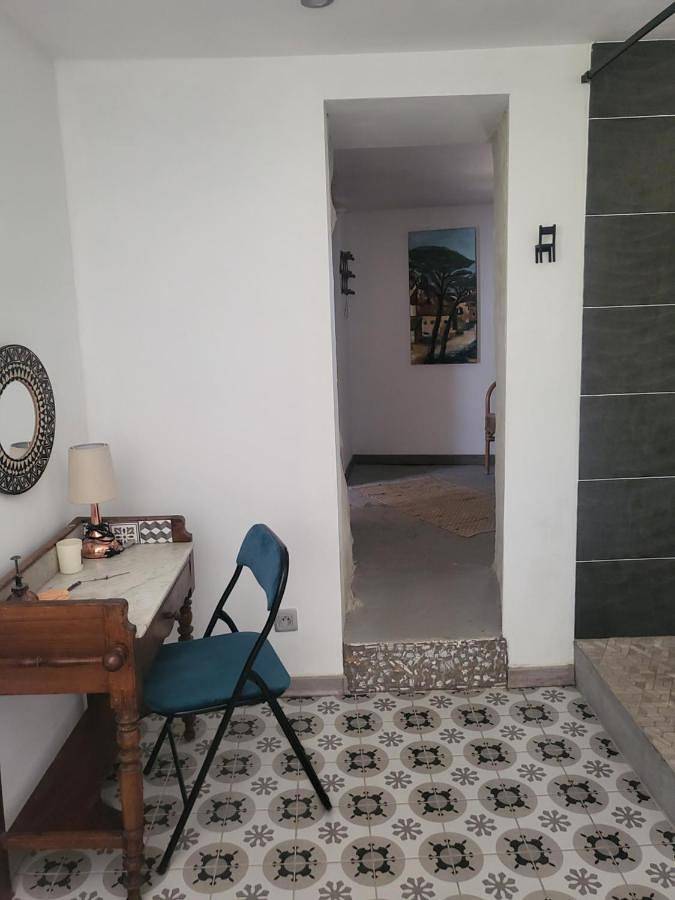 Gîte pour 2 personnes, avec piscine ainsi que vue et jardin à Saint-Pantaléon-les-Vignes - 4