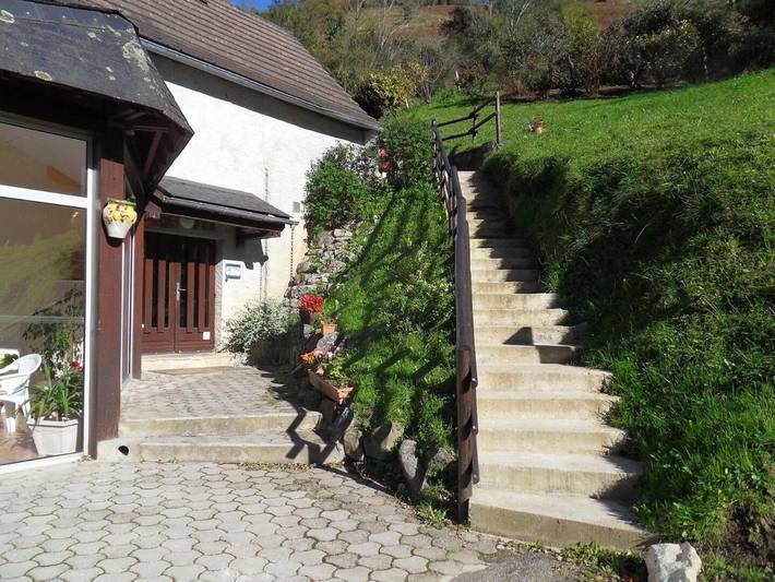 Gîte pour 20 personnes, avec vue et jardin à Lourdios-Ichère - 3