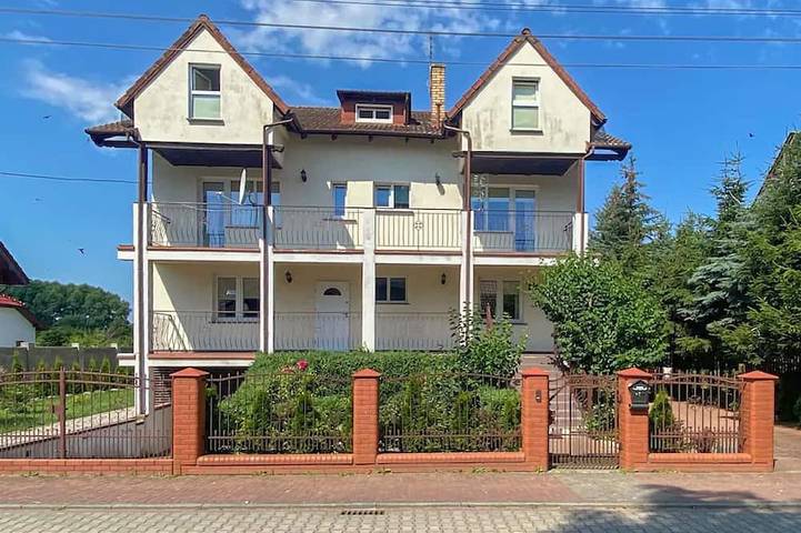 Ferienhaus für 16 Personen, mit Sauna und Balkon, mit Haustier