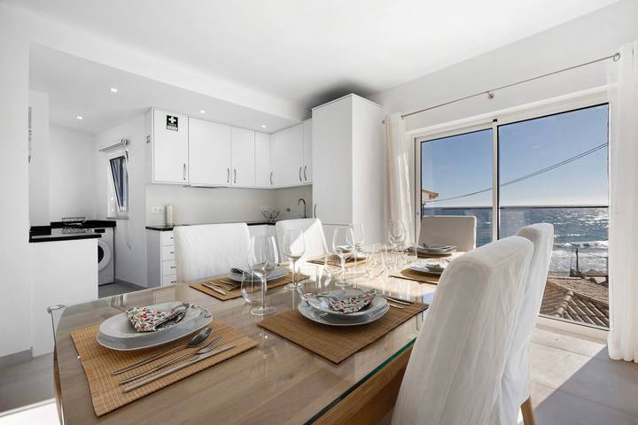 Ferienhaus 'Casinha' mit Meerblick, Wlan und Klimaanlage in Praia do Burgau, Budens
