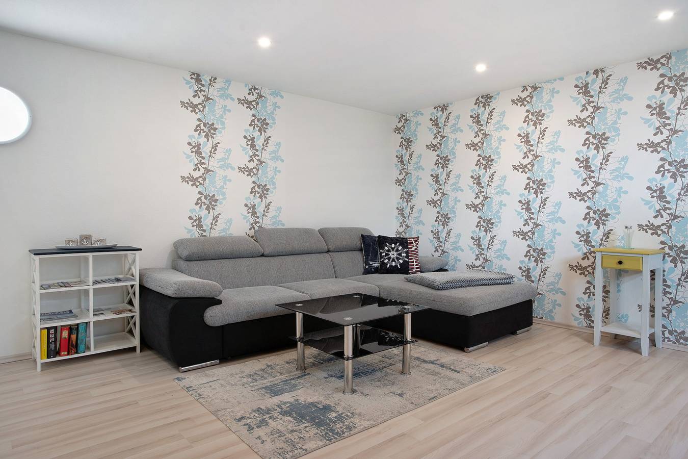 Ganze Wohnung, Ferienwohnung Kastanienallee" mit privater Terrasse, privatem Garten und Wlan in Röbel, Müritz