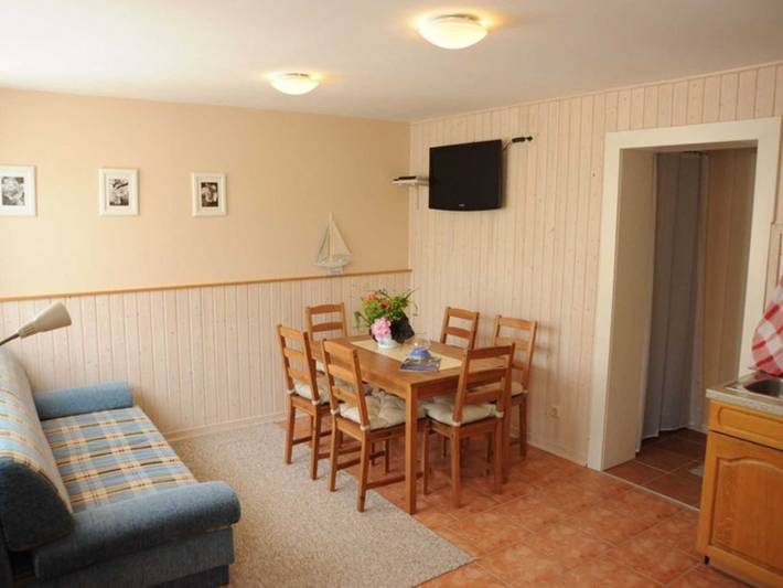 Ferienhaus für 5 Personen, mit Terrasse und Garten sowie Sauna im Stettiner Haff - 3