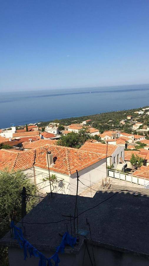 Chambre d’hôte pour 2 personnes, avec jardin ainsi que terrasse et vue dans Dhërmi - 4