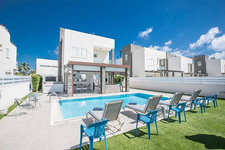Villa for 8 personer, med Balkong / Terrasse på Kypros