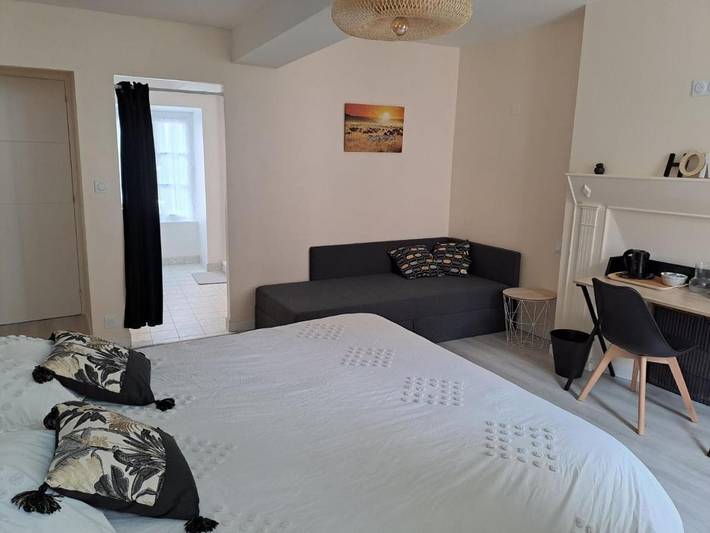 Location de vacances pour 2 personnes, avec Terrasse et Jardin à Châteaubourg
