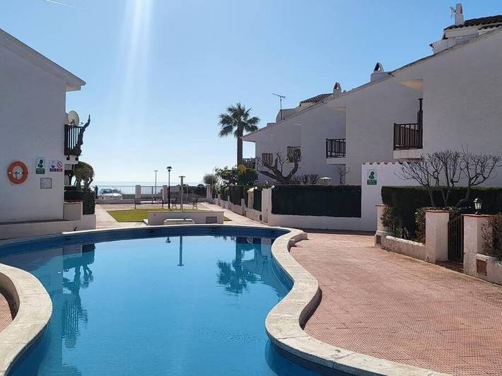 Ferienhaus für 5 Personen, mit Balkon und Terrasse sowie Garten und Pool in Miami Playa