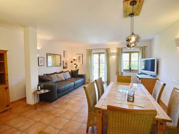 Bauernhof für 6 Personen, mit Terrasse und Garten in Eggstätt