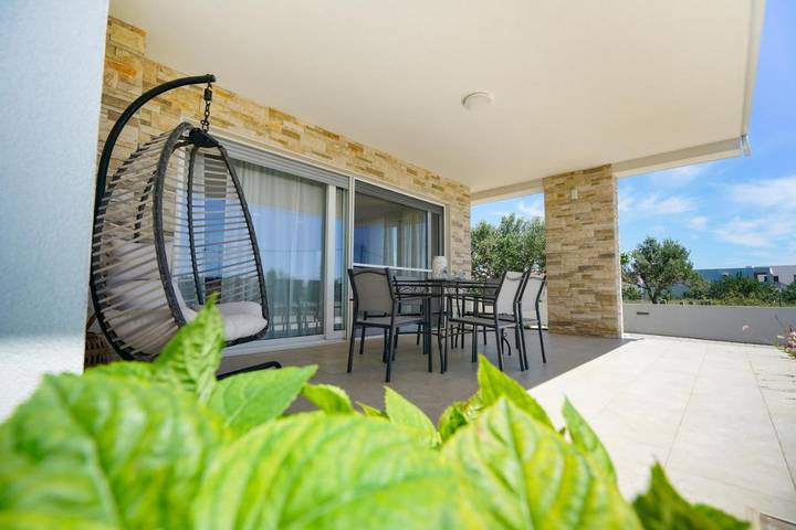 BnB für 4 Personen, mit Ausblick und Garten, mit Haustier in Zadar