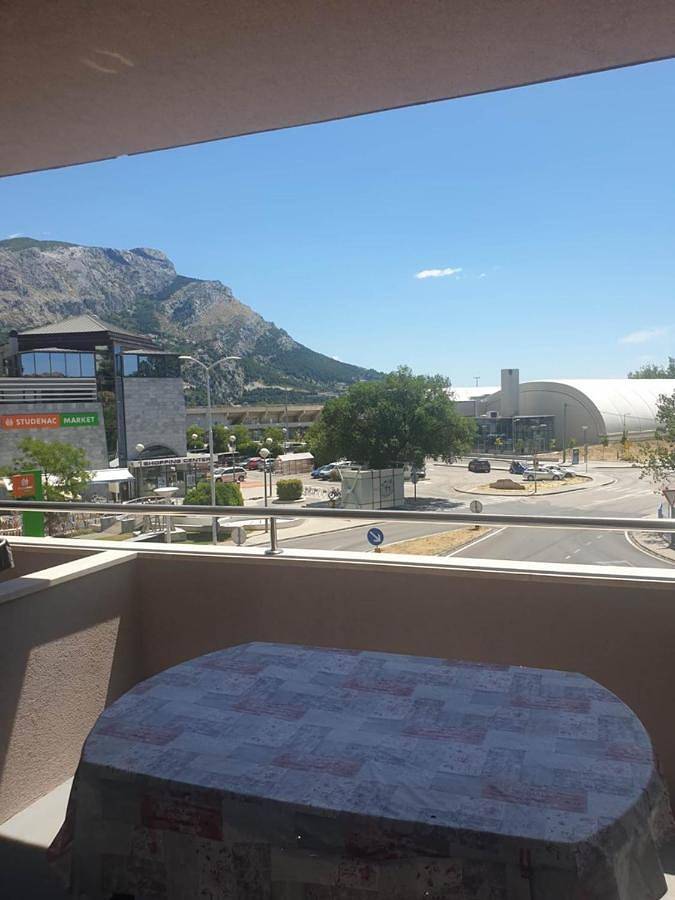 Two-Bedroom Apartment in Omiš (Dalmatia), Omiš