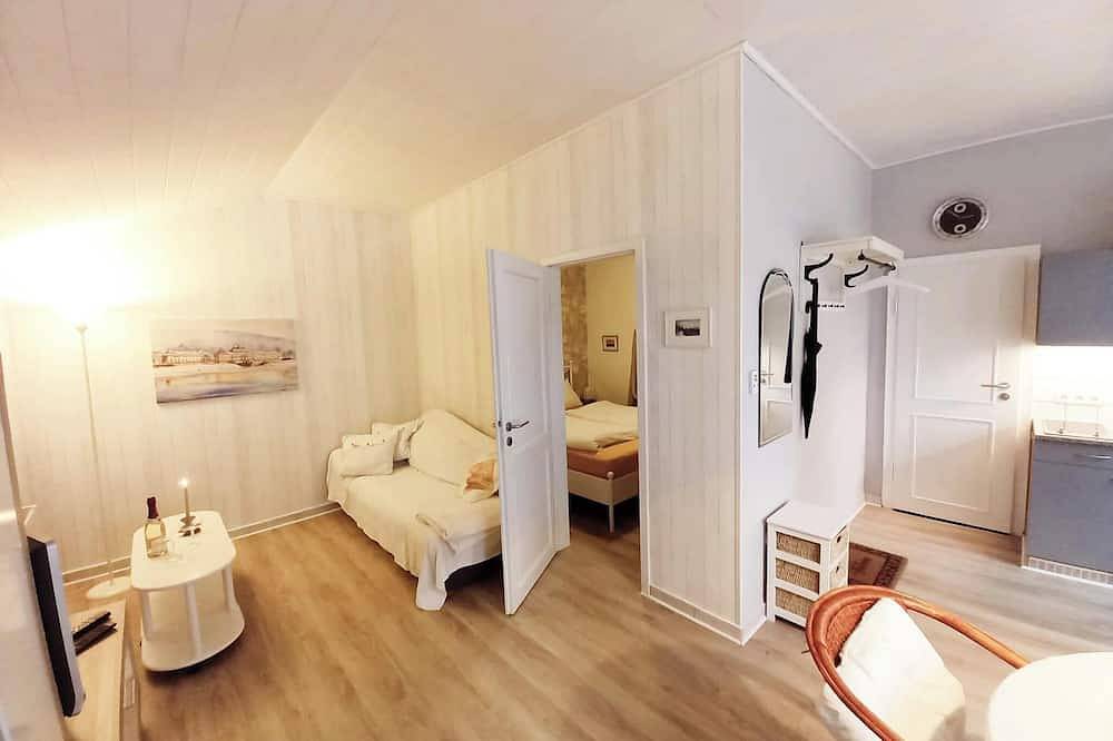 Separates Gästehäuschen in ruhiger, idyllischer Lage am Dresdner Elbhang in Loschwitz, Dresden