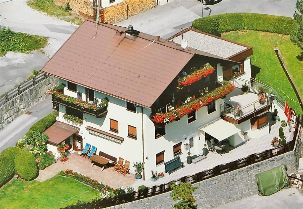 Appartement voor 3 Personen in Oetz, Ötztal