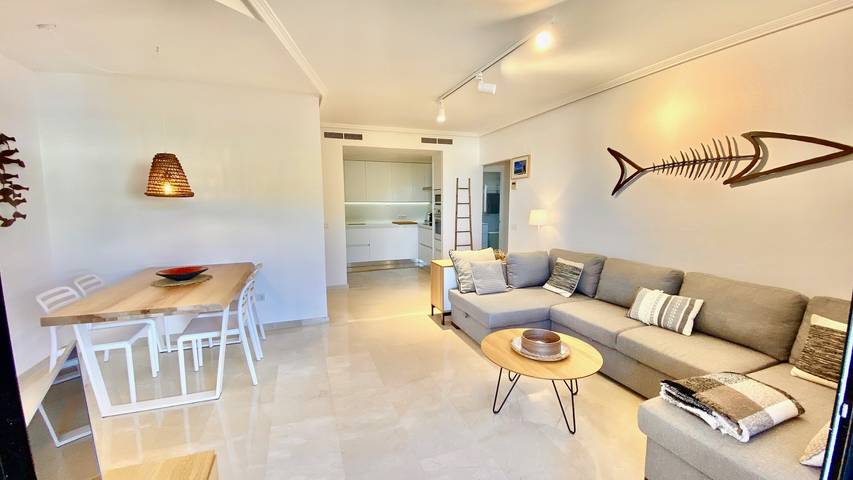Entire apartment, Luxury apartment overlooking Javea Bay and Mountains in Jávea, Costa Blanca